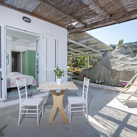 Villa Al Mare - Famiglia Calise Forio  ภายนอก รูปภาพ